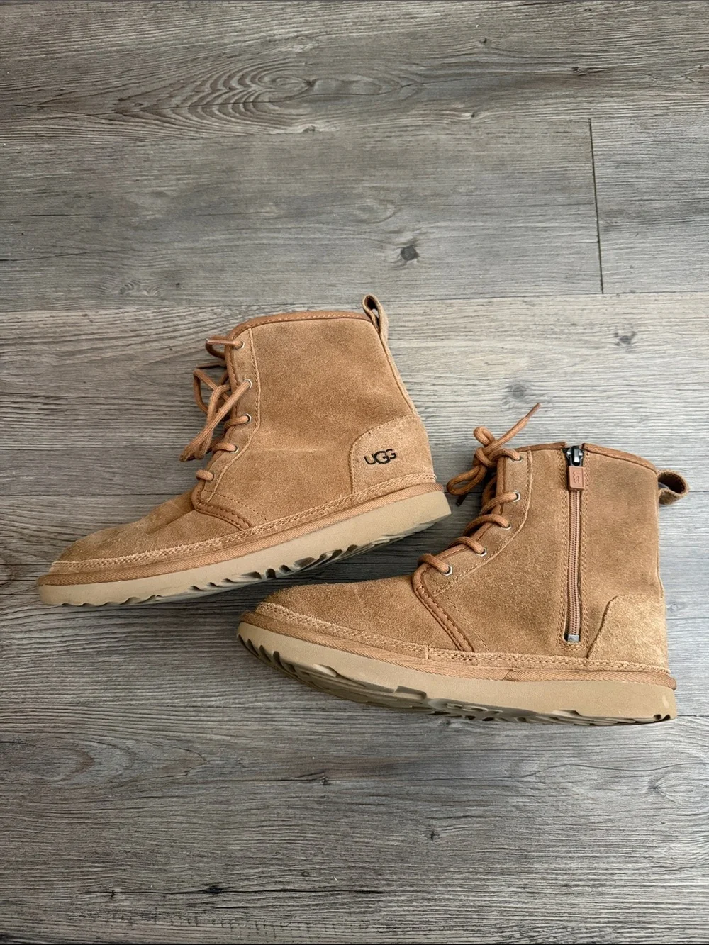 UGG Kids' Chestnut Suede Lace-Up Zip Boots